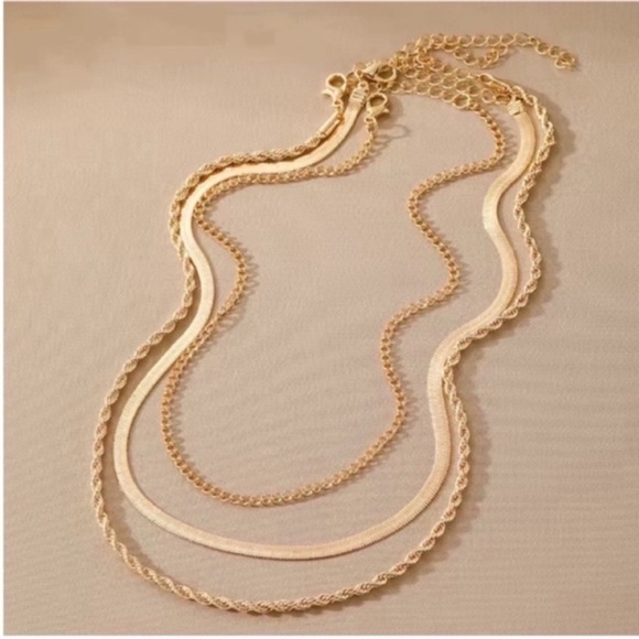 New! Gold Necklace Herringbone Chain Stack Set (1010) NWOT - Picture 2 of 2